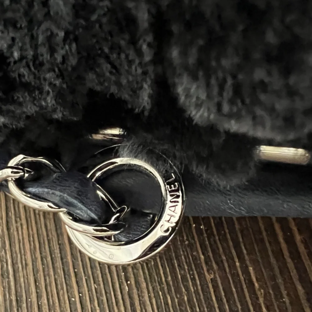 Authentic Chanel - Lapin Rabbit Fur and Leather Classic Single Flap Handbag - Picture 6 of 16